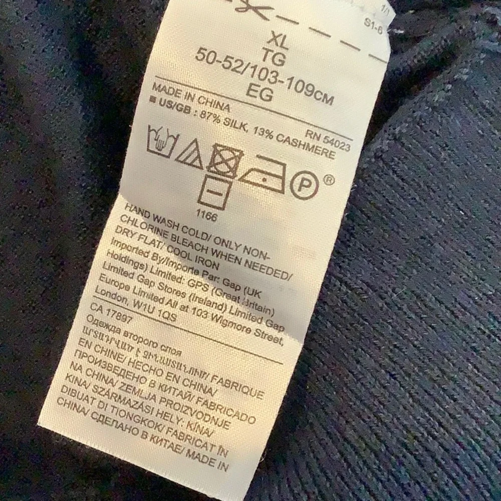 Banana Republic gorgeous sweater